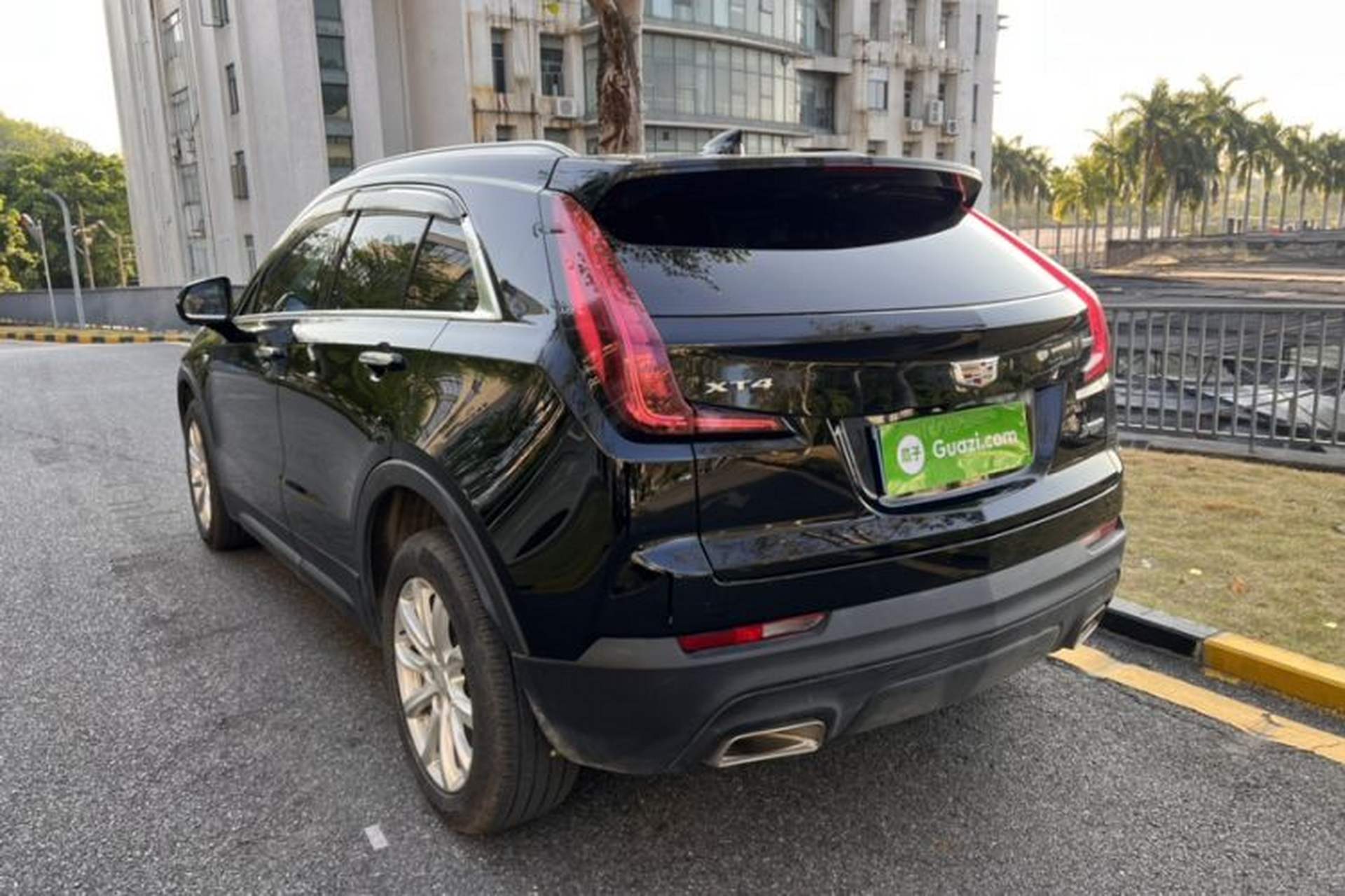 Used Cadillac XT4 2020 Revised Version 28T Two-Wheel Drive Tech Edition Exterior 3