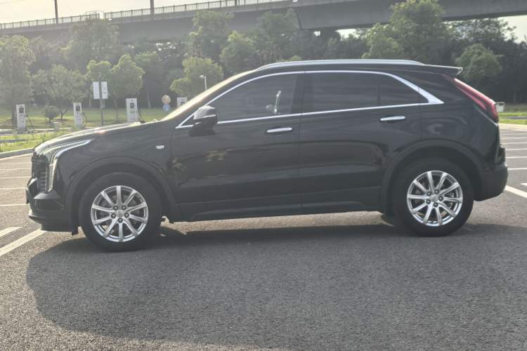 Used Cadillac XT4 2020 Revised Version 28T Two-Wheel Drive Tech Edition Exterior 4