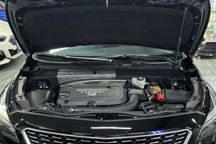 Used Cadillac XT4 2020 28T Two-Wheel-Drive Leading Version Exterior 5