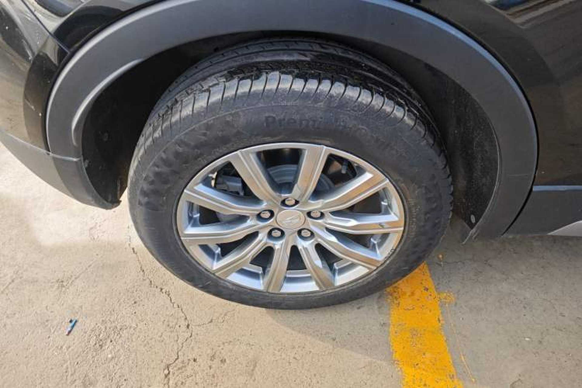 Used Cadillac XT4 2020 Revised Version 28T Two-Wheel Drive Leading Edition Exterior 5