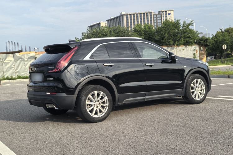 Used Cadillac XT4 2020 Revised Version 28T Two-Wheel Drive Tech Edition Exterior 5