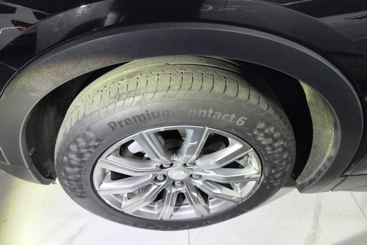 Used Cadillac XT4 2020 28T Two-Wheel-Drive Leading Version Exterior 7