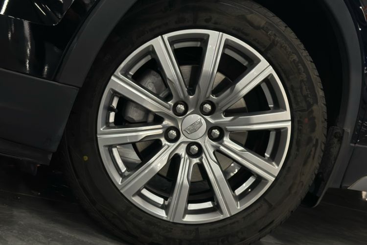 Used Cadillac XT4 2020 28T Two-Wheel-Drive Leading Version Exterior 9