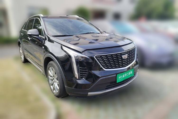 Used Cadillac XT4 2020 28T Two-Wheel-Drive Leading Version Front Right 45 Deg