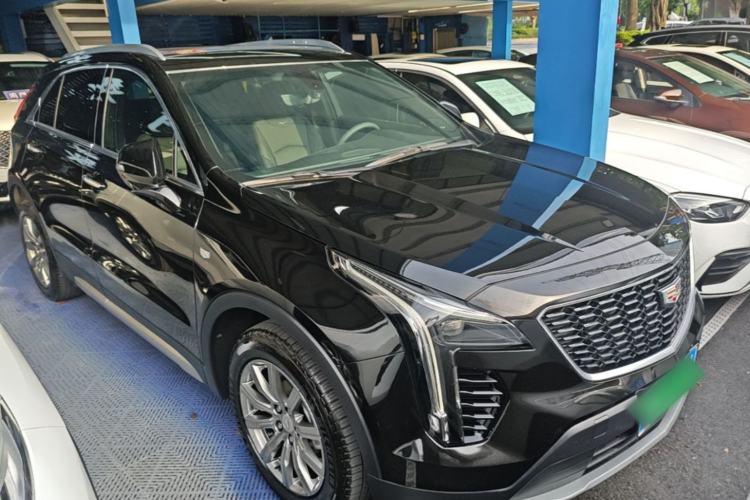 Used Cadillac XT4 2020 Revised Version 28T Two-Wheel Drive Leading Edition Front Right 45 Deg