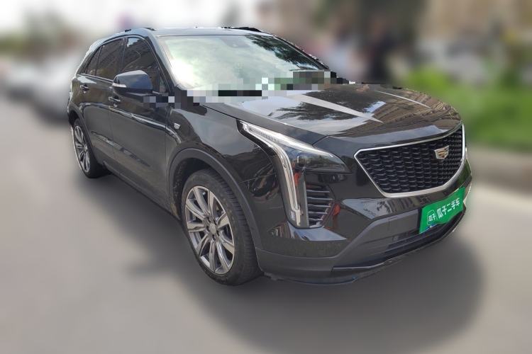 Used Cadillac XT4 2020 28T 4x4 Platinum Sport Edition Front Right 45 Deg