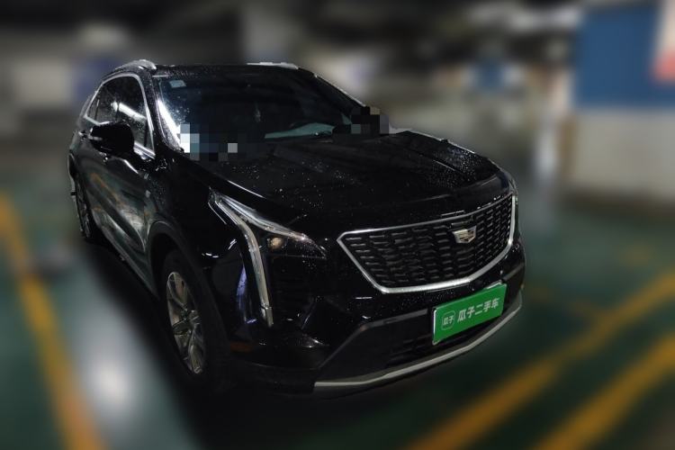 Used Cadillac XT4 2020 28T Two-Wheel-Drive Leading Version Front Right 45 Deg