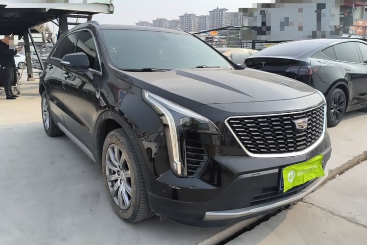 Used Cadillac XT4 2020 Revised Version 28T Two-Wheel Drive Leading Edition Front Right 45 Deg