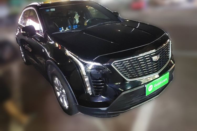 Used Cadillac XT4 2020 Revised Version 28T Two-Wheel Drive Tech Edition Front Right 45 Deg