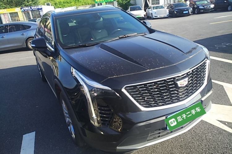 Used Cadillac XT4 2020 28T Two-Wheel-Drive Leading Version Front Right 45 Deg