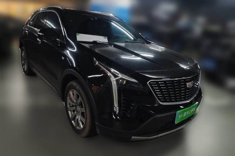 Used Cadillac XT4 2020 Revised Version 28T Two-Wheel Drive Leading Edition Front Right 45 Deg
