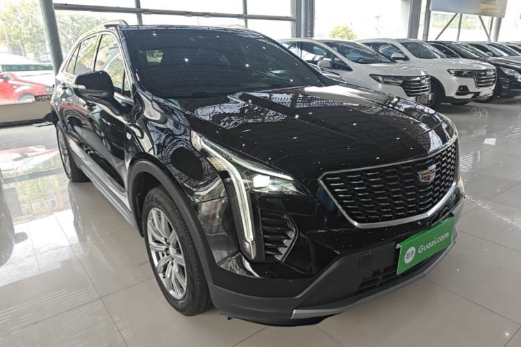 Used Cadillac XT4 2020 Revised Version 28T Two-Wheel Drive Leading Edition Front Right 45 Deg