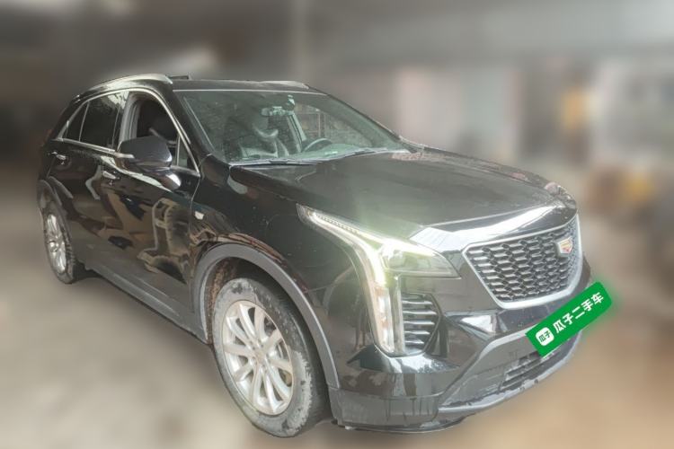Used Cadillac XT4 2020 Revised Version 28T Two-Wheel Drive Tech Edition Front Right 45 Deg