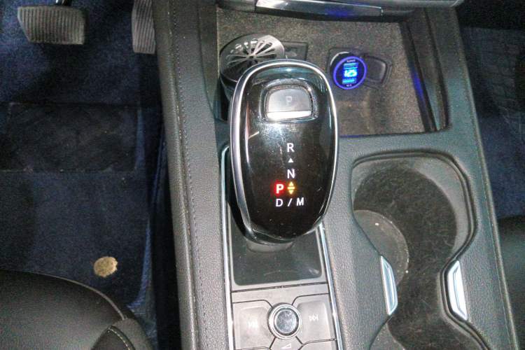 Used Cadillac XT4 2020 Revised Version 28T Two-Wheel Drive Leading Edition Gear Lever