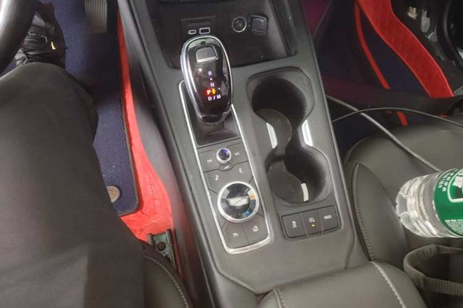 Used Cadillac XT4 2020 Revised Version 28T Two-Wheel Drive Leading Edition Gear Lever