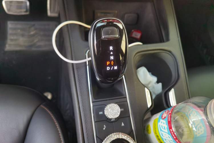 Used Cadillac XT4 2020 Revised Version 28T All-Wheel Drive Platinum Sport Edition Gear Lever