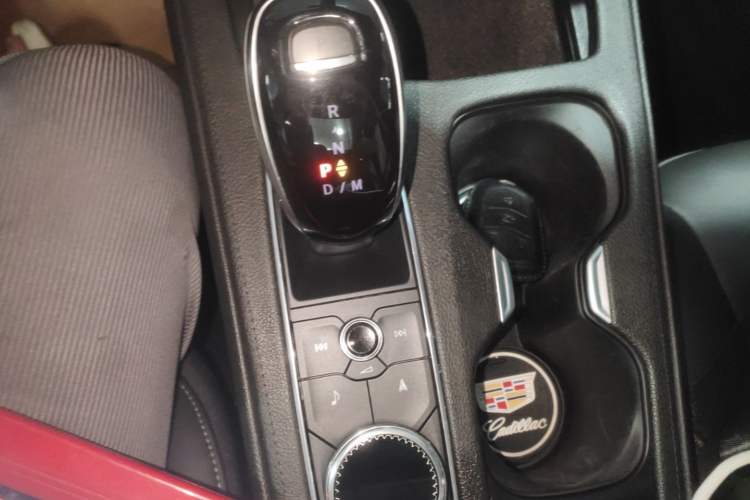 Used Cadillac XT4 2020 Revised Version 28T Two-Wheel Drive Leading Edition Gear Lever