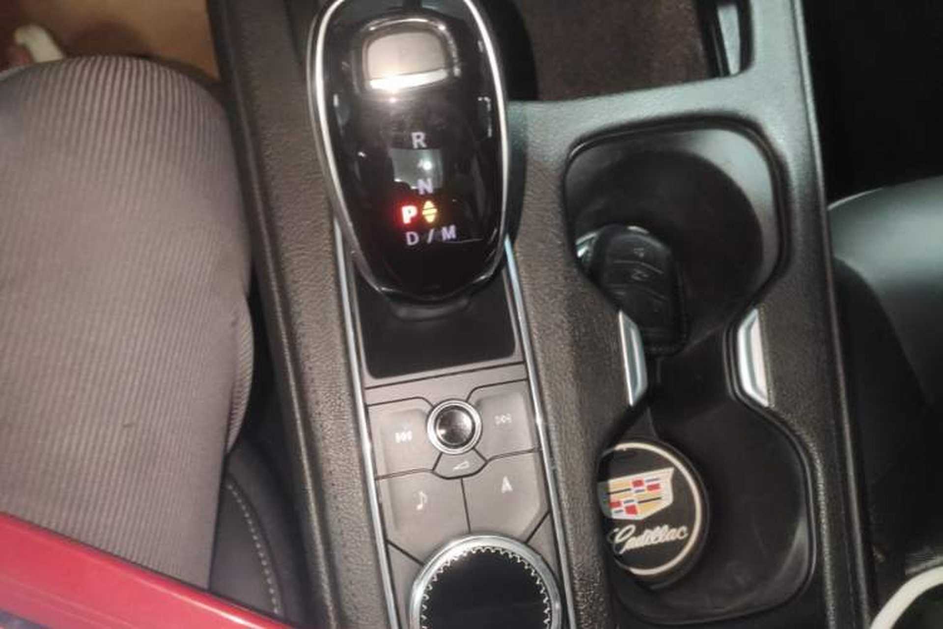 Used Cadillac XT4 2020 Revised Version 28T Two-Wheel Drive Leading Edition Gear Lever