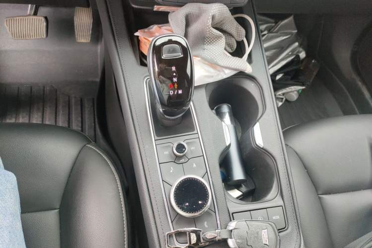 Used Cadillac XT4 2020 28T Two-Wheel-Drive Leading Version Gear Lever