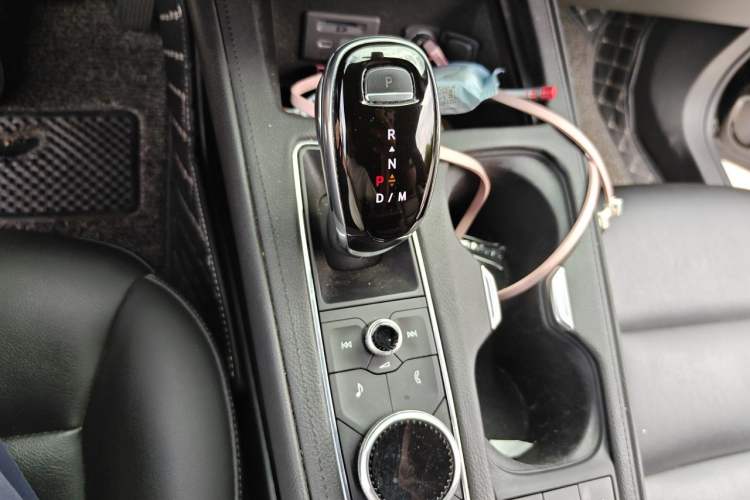 Used Cadillac XT4 2020 Revised Version 28T Two-Wheel Drive Leading Edition Gear Lever