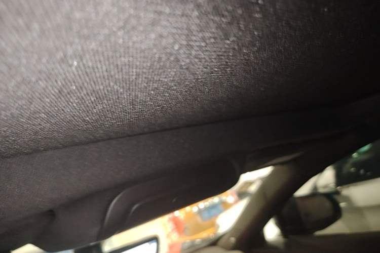 Used Cadillac XT4 2020 28T Two-Wheel-Drive Leading Version Headliner