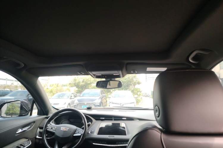Used Cadillac XT4 2020 28T Two-Wheel-Drive Leading Version Headliner