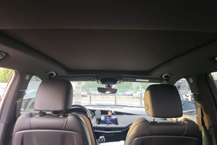 Used Cadillac XT4 2020 Revised Version 28T Two-Wheel Drive Leading Edition Headliner