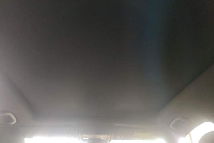 Used Cadillac XT4 2020 28T Two-Wheel-Drive Leading Version Headliner