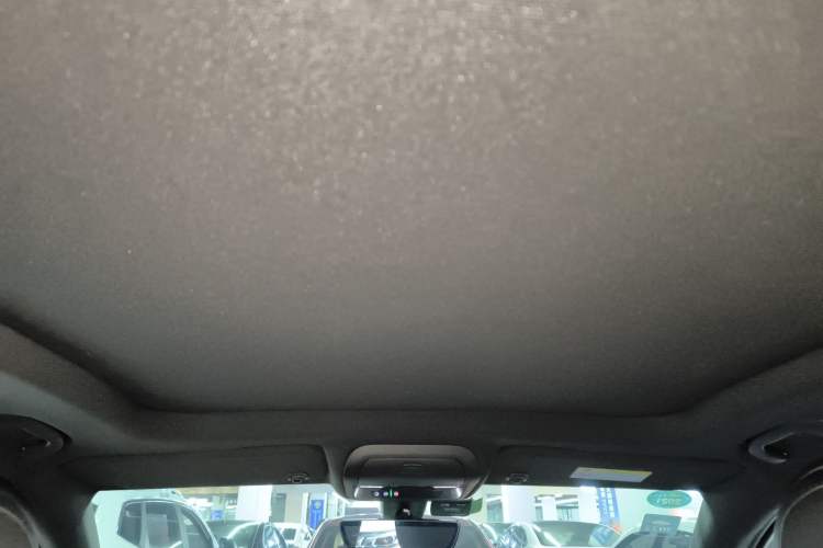 Used Cadillac XT4 2020 28T Two-Wheel-Drive Leading Version Headliner