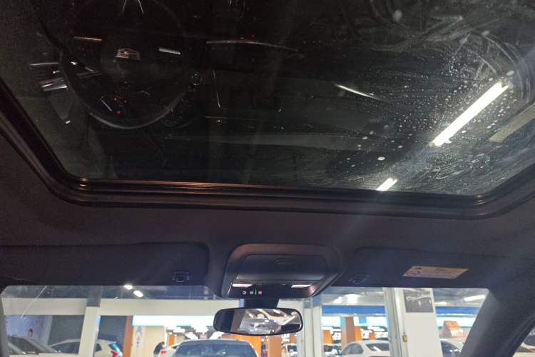 Used Cadillac XT4 2020 Revised Version 28T Two-Wheel Drive Tech Edition Headliner