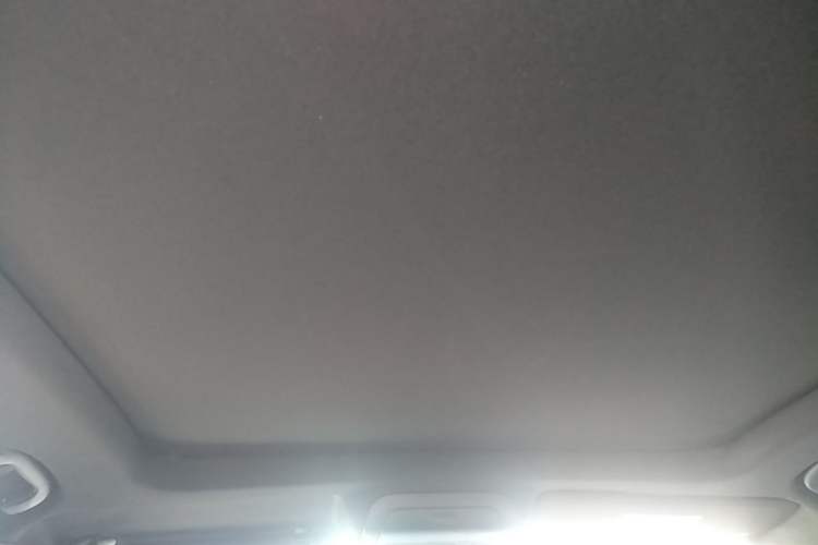 Used Cadillac XT4 2020 28T Two-Wheel-Drive Leading Version Headliner