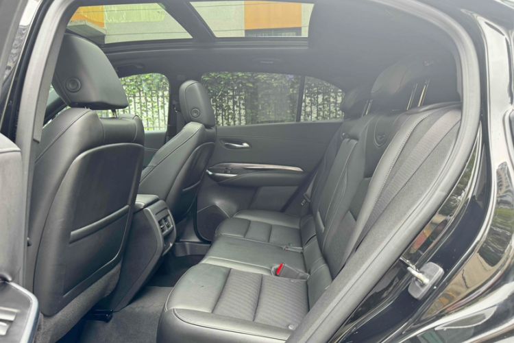 Used Cadillac XT4 2020 Revised Version 28T Two-Wheel Drive Tech Edition Interior 10