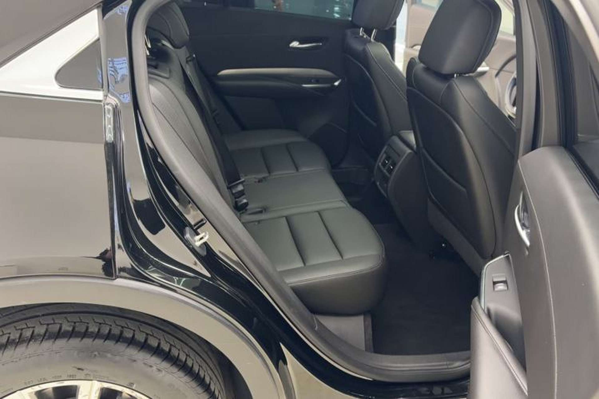 Used Cadillac XT4 2020 Revised Version 28T Two-Wheel Drive Luxury Edition Interior 10