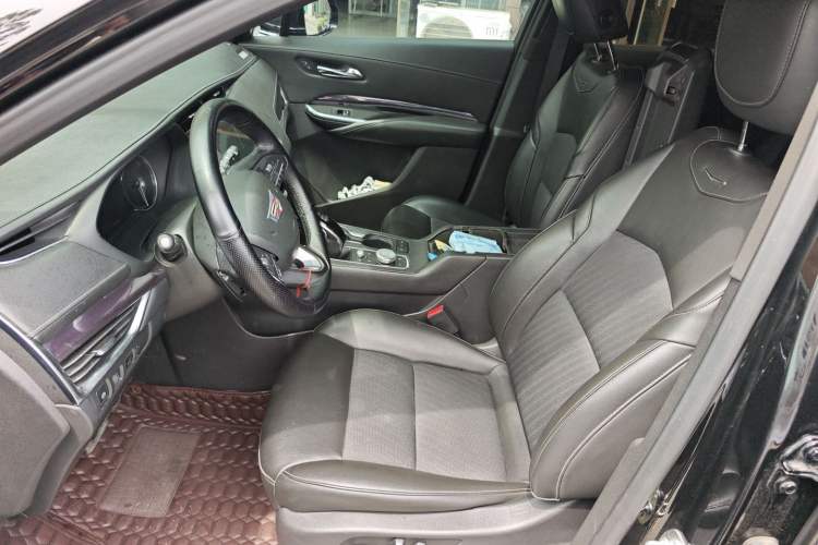 Used Cadillac XT4 2020 Revised Version 28T Two-Wheel Drive Tech Edition Interior 2