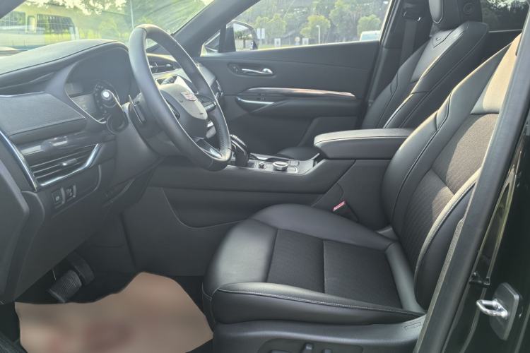 Used Cadillac XT4 2020 Revised Version 28T Two-Wheel Drive Tech Edition Interior 2