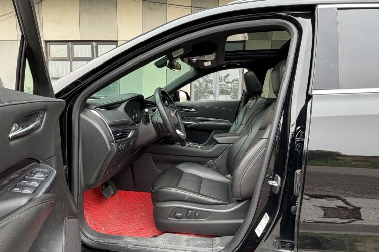 Used Cadillac XT4 2020 Revised Version 28T Two-Wheel Drive Tech Edition Interior 3