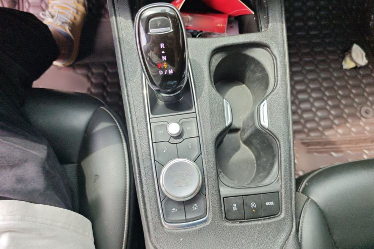 Used Cadillac XT4 2020 Revised Version 28T Two-Wheel Drive Tech Edition Interior 5