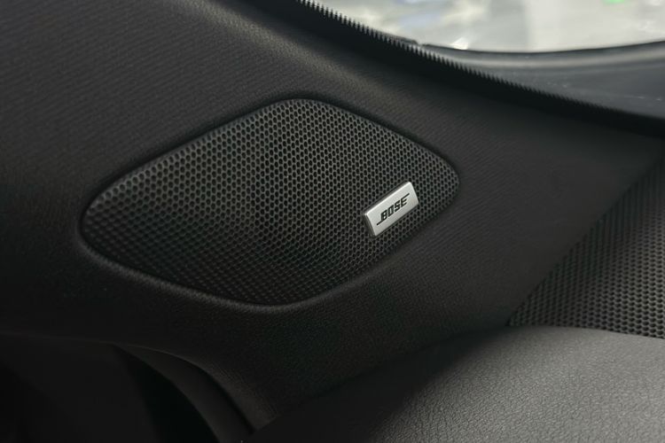 Used Cadillac XT4 2020 28T Two-Wheel-Drive Leading Version Interior 7