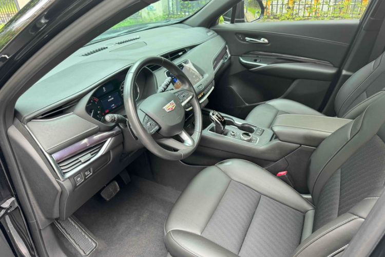 Used Cadillac XT4 2020 Revised Version 28T Two-Wheel Drive Tech Edition Interior 7