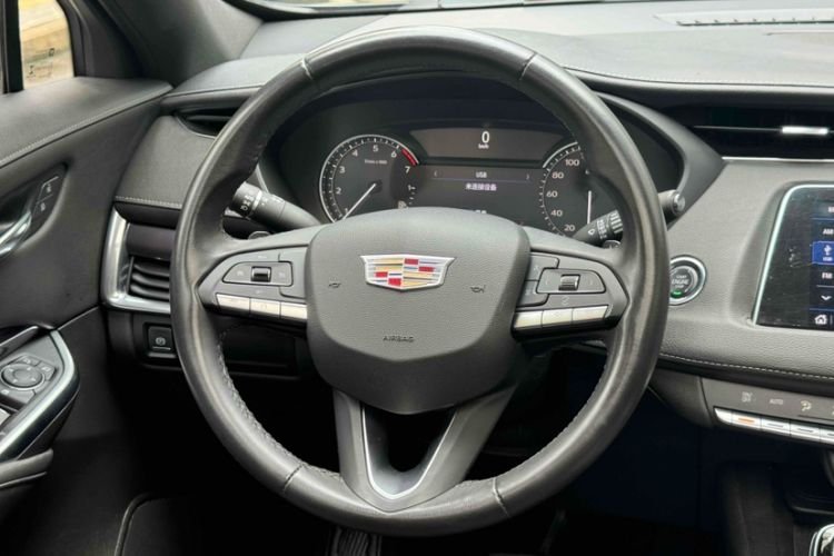 Used Cadillac XT4 2020 Revised Version 28T Two-Wheel Drive Tech Edition Interior 8
