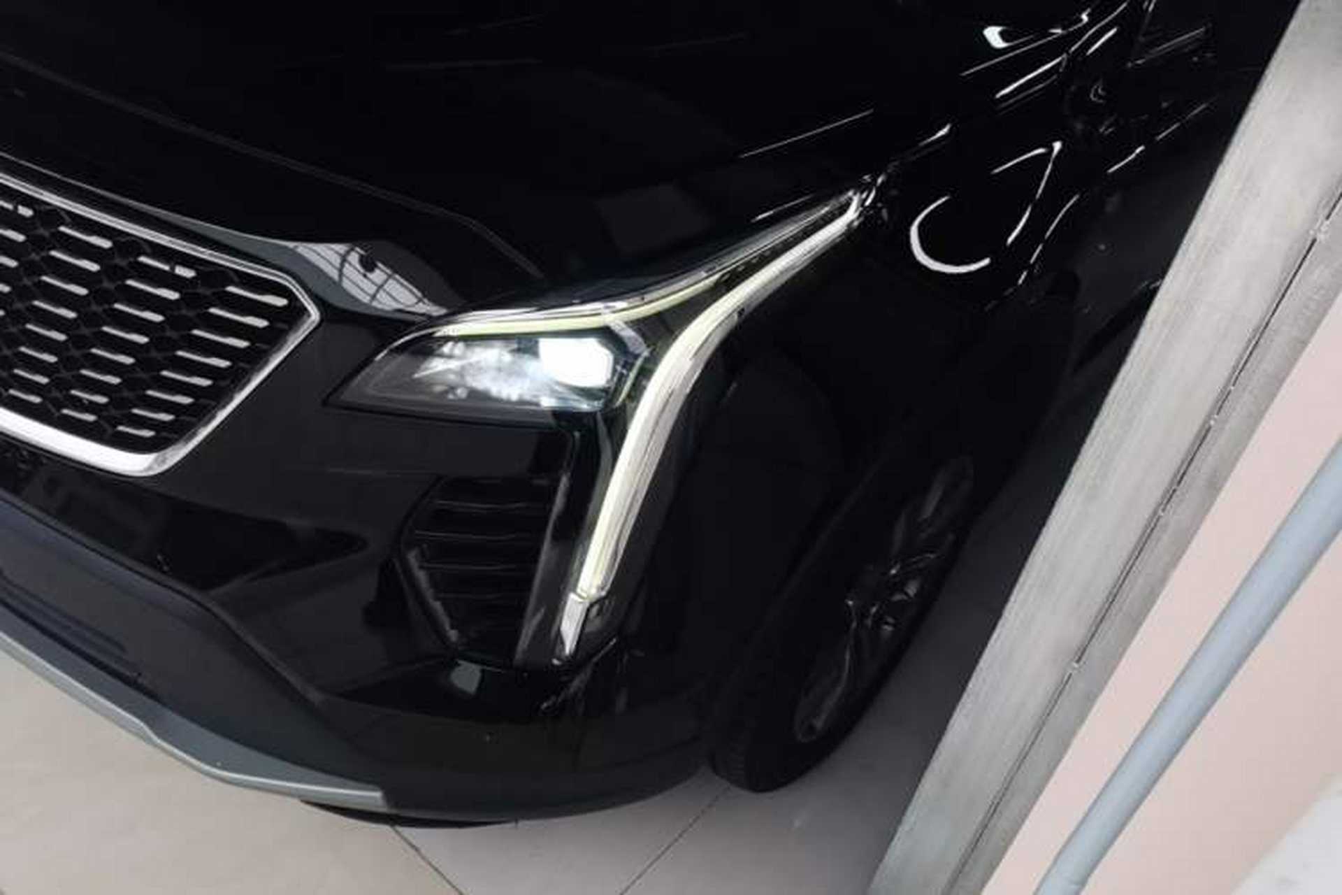 Used Cadillac XT4 2020 Revised Version 28T Two-Wheel Drive Luxury Edition Left Front Headlight
