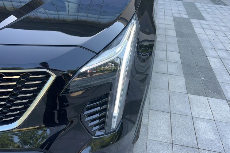 Used Cadillac XT4 2020 Revised Version 28T Two-Wheel Drive Luxury Edition Left Front Headlight