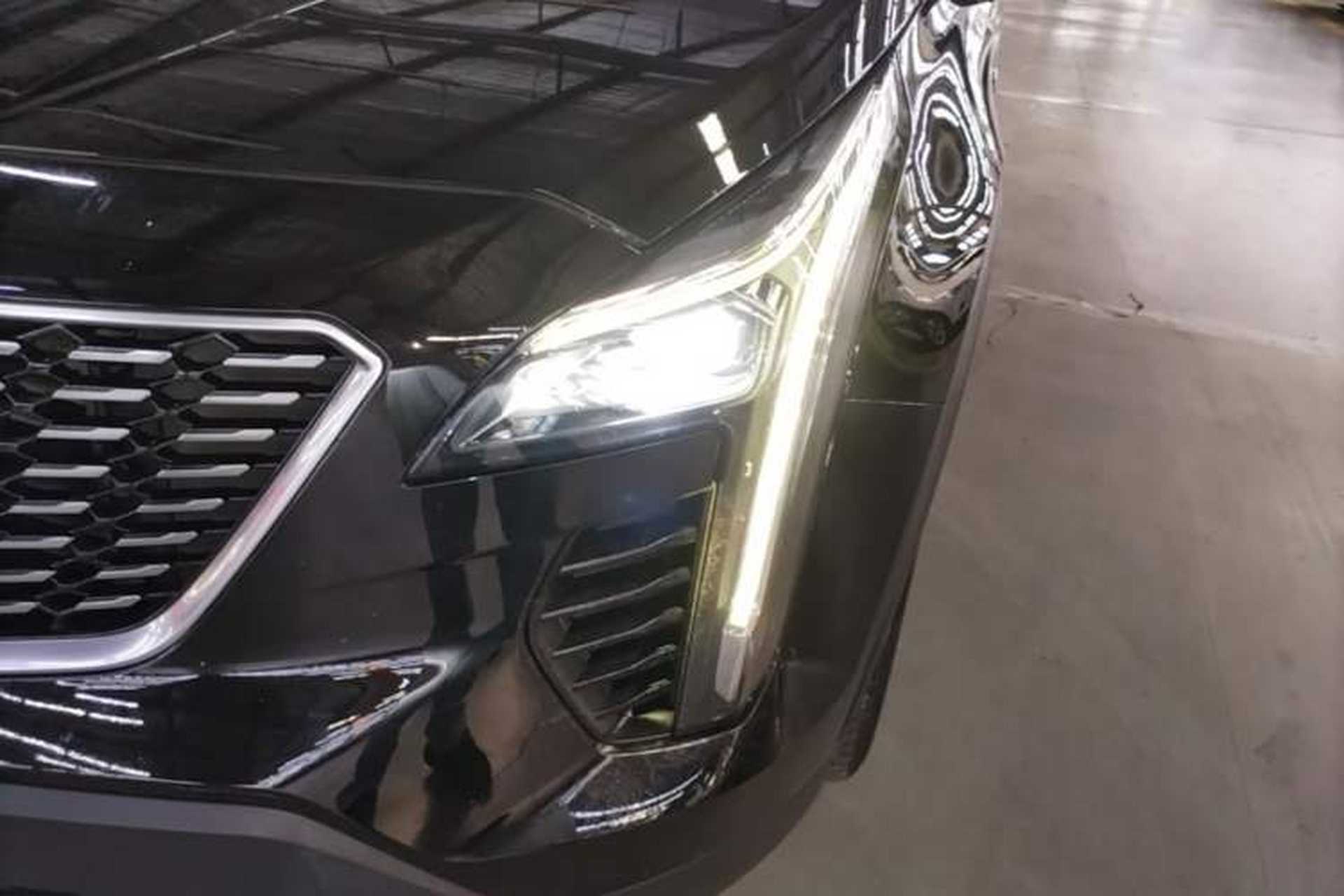 Used Cadillac XT4 2020 28T Two-Wheel-Drive Leading Version Left Front Headlight