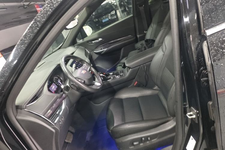 Used Cadillac XT4 2020 Revised Version 28T Two-Wheel Drive Tech Edition Left Front Seat