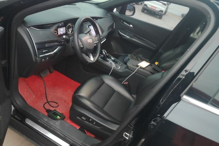 Used Cadillac XT4 2020 Revised Version 28T Two-Wheel Drive Tech Edition Left Front Seat