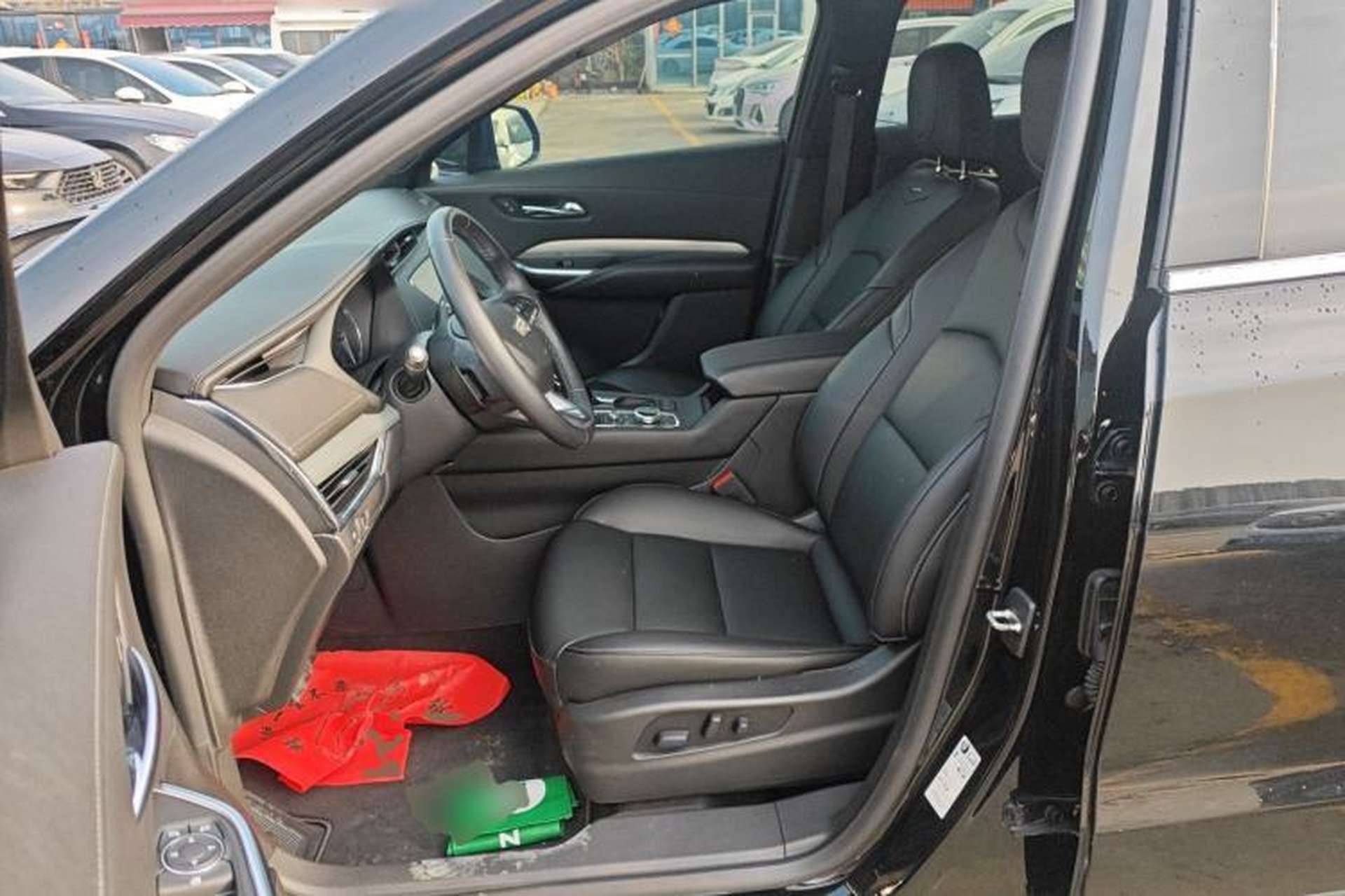 Used Cadillac XT4 2020 Revised Version 28T Two-Wheel Drive Leading Edition Left Front Seat