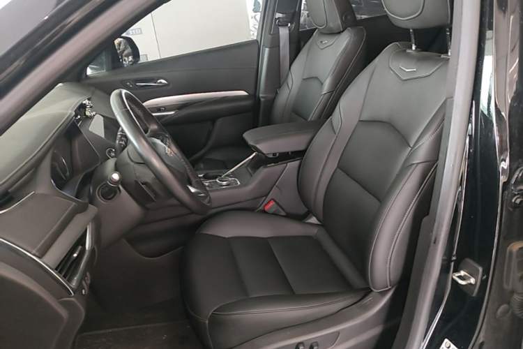 Used Cadillac XT4 2020 Revised Version 28T Two-Wheel Drive Luxury Edition Left Front Seat