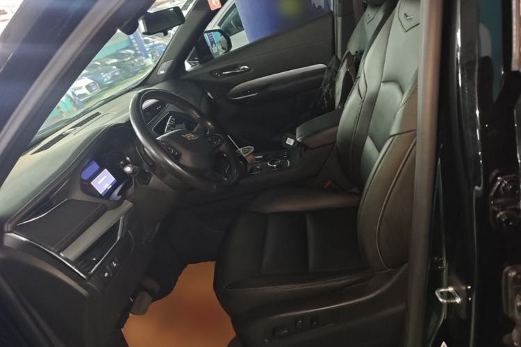 Used Cadillac XT4 2020 28T Two-Wheel-Drive Leading Version Left Front Seat