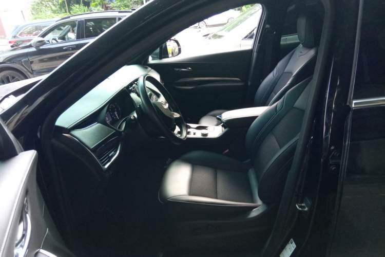 Used Cadillac XT4 2020 Revised Version 28T Two-Wheel Drive Tech Edition Left Front Seat
