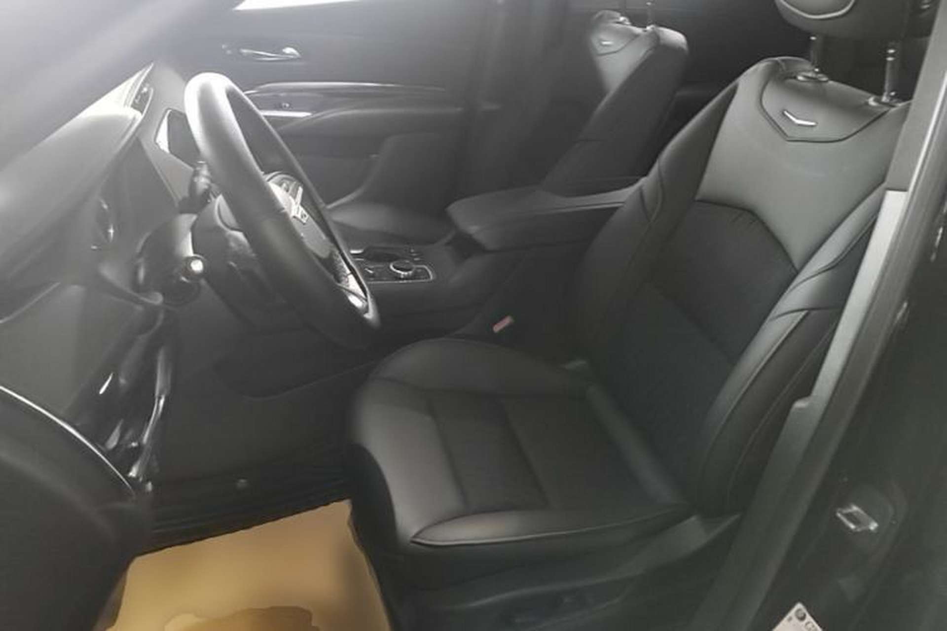 Used Cadillac XT4 2020 Revised Version 28T Two-Wheel Drive Tech Edition Left Front Seat